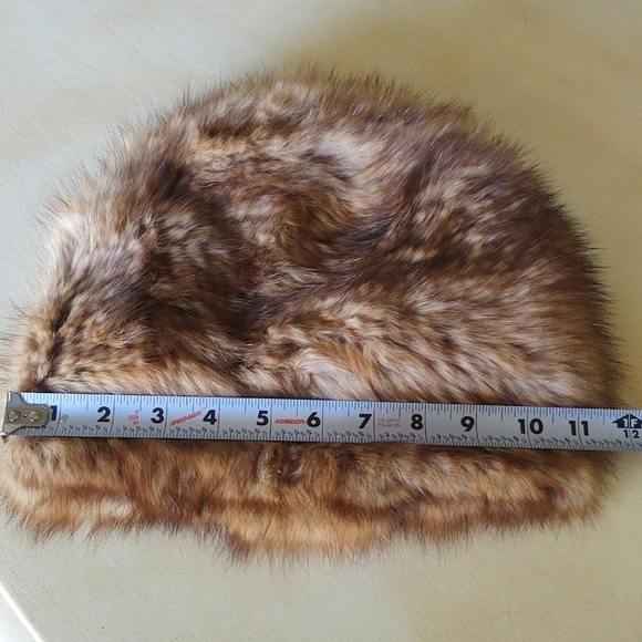 J. Mendel Natural Rabbit Fur Hat - Picture 4 of 4